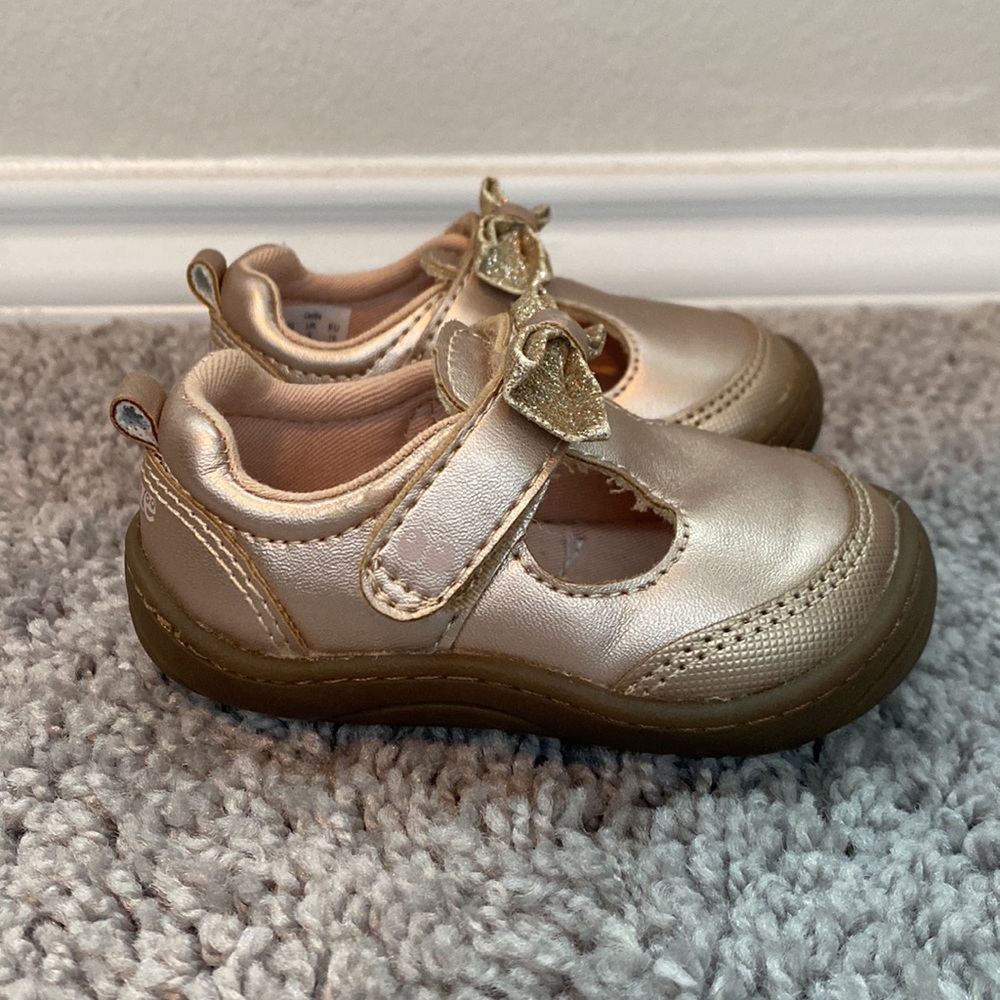 Surprize by Stride Rite Cecilia Rose Gold size 3M Shoes - Picture 3 of 9